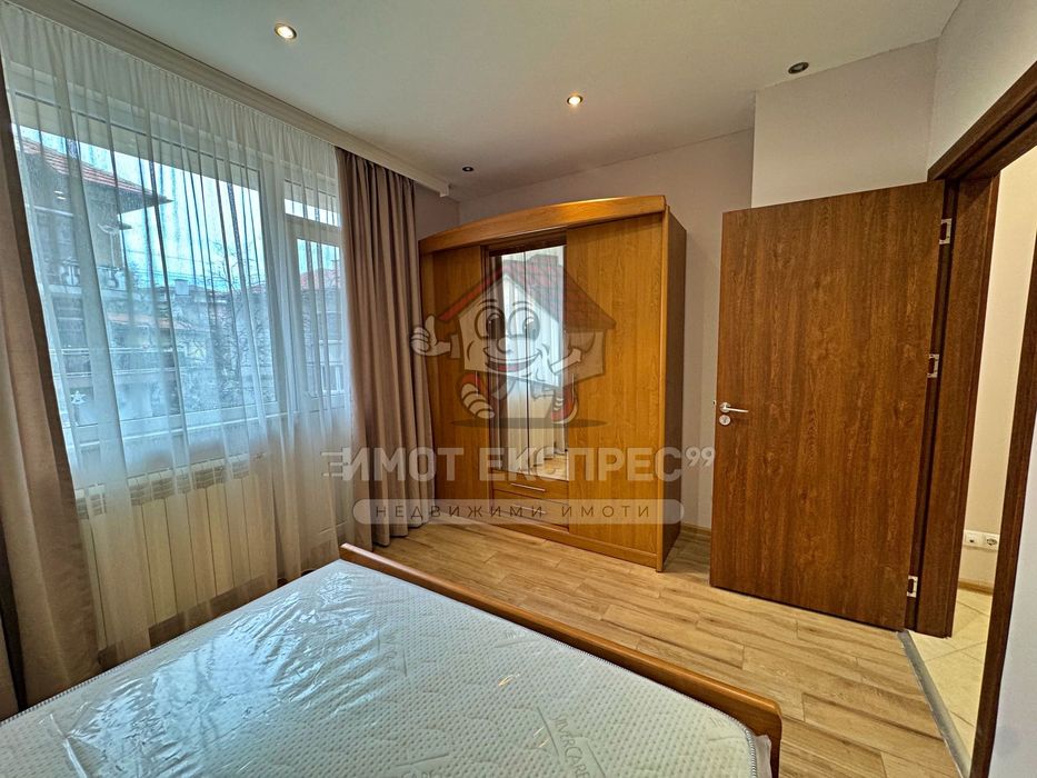 Обзаведен етаж от къща, тристаен апартамент, под наем, кв.Чинара