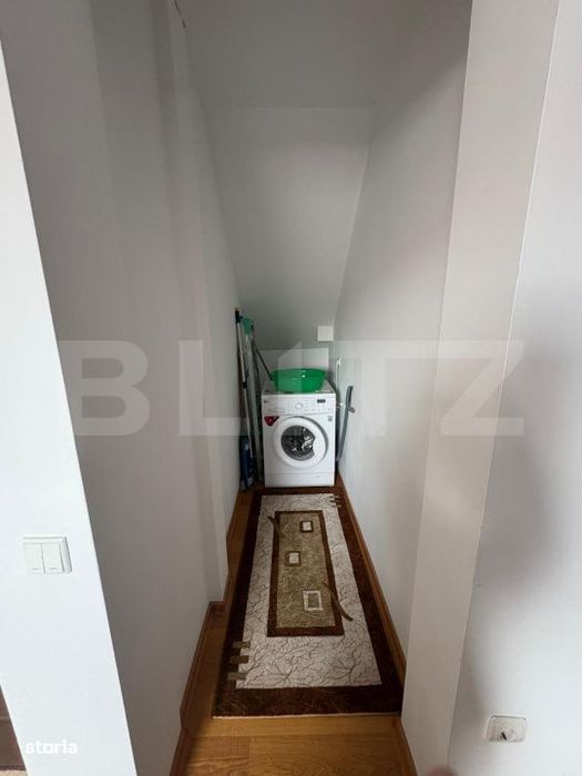 Apartament 3 camere, semidecomandat, parcare   – Floresti, zona Prof