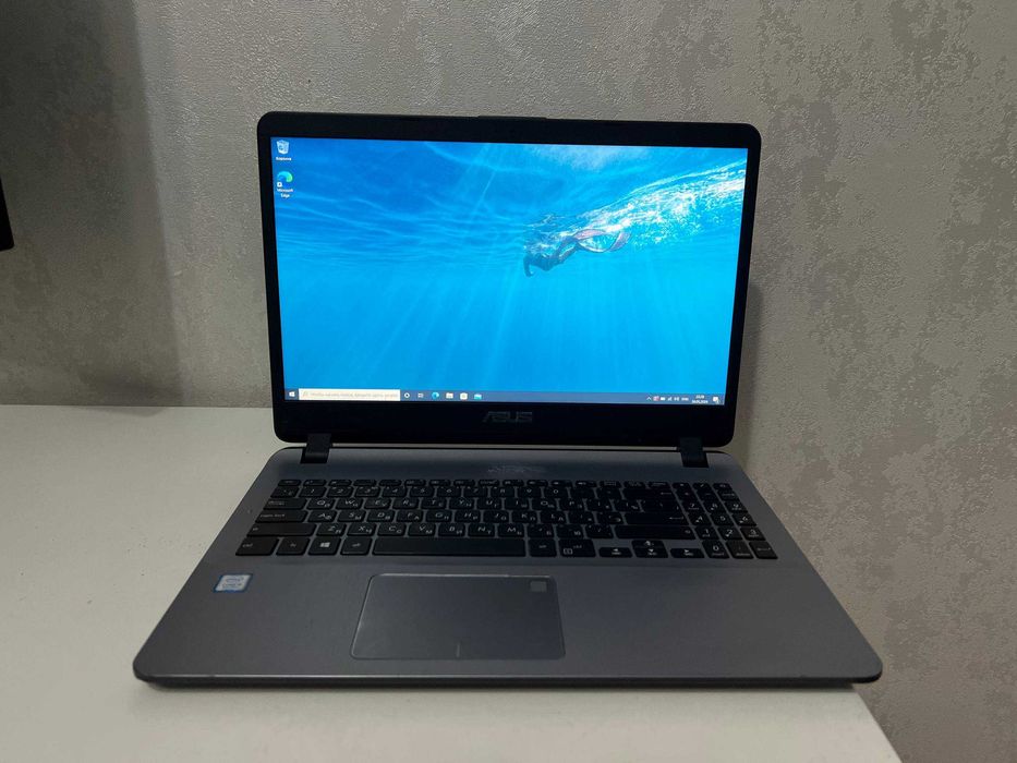 ASUS X507U / Core i5-8250U / MX130 / SSD + HDD