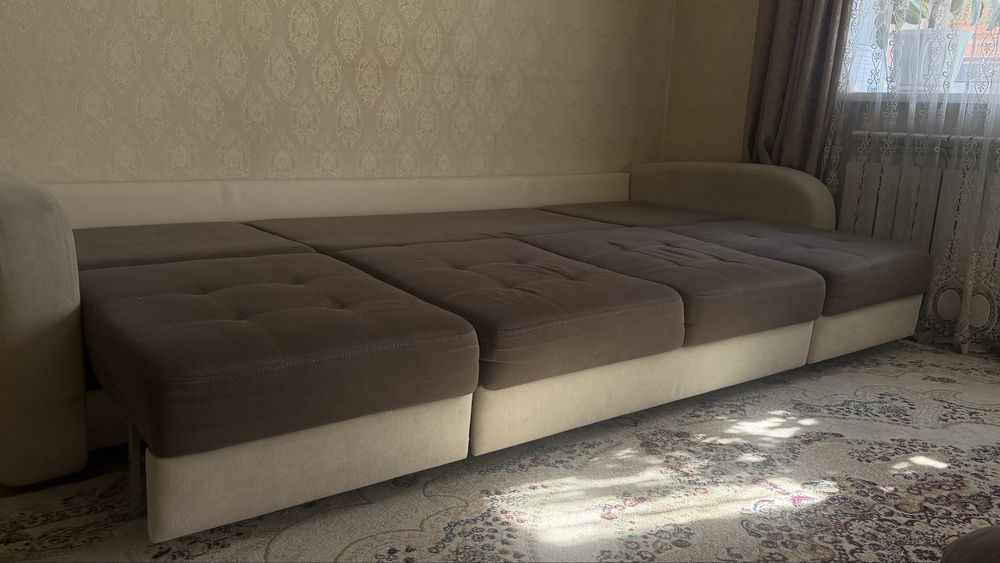 Продам диван в хорошем состоянии