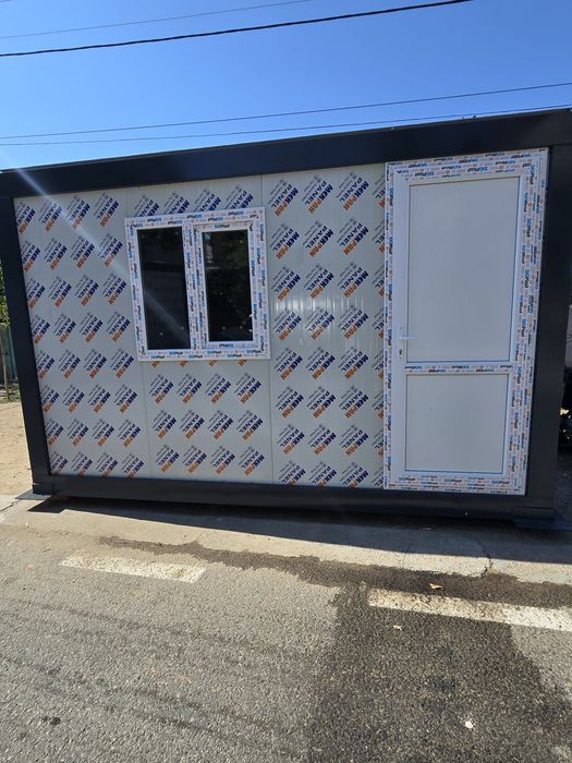 Vand Container modular cu grup sanitar wc,lavoar,cabina de dus,boiler