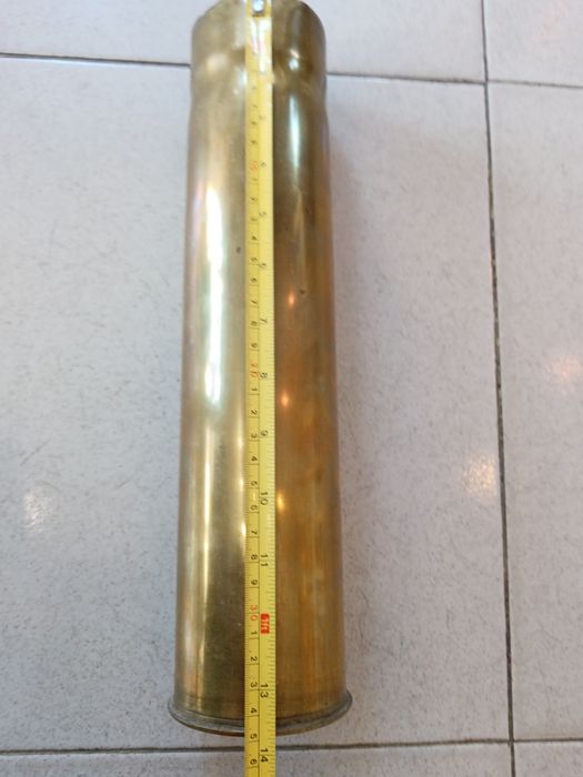 Бронзови гилзи от снаряди