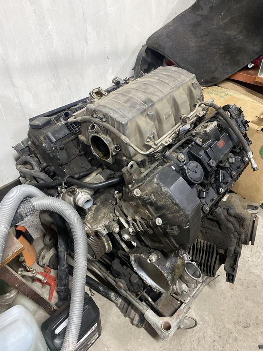 Двигатель  от Бмв е65 3,6 обем со всеми компонующими