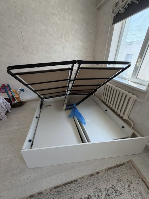 Кроват агаштары таза сынбаган