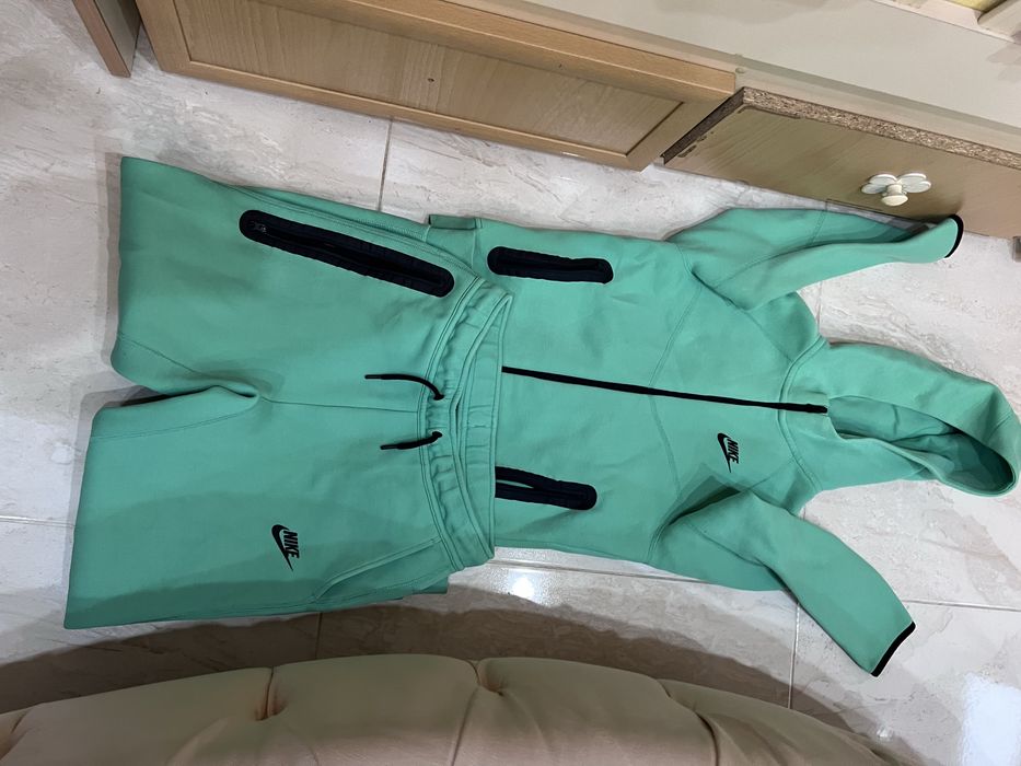 nike tech детски анцунг