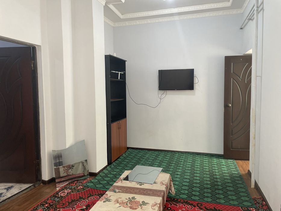 Sergeli, Quruvchi 12- metro yonida 1- xona 2 xona qilingan kvartera