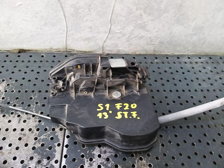 Broasca usa stanga fata bmw seria 1 f20