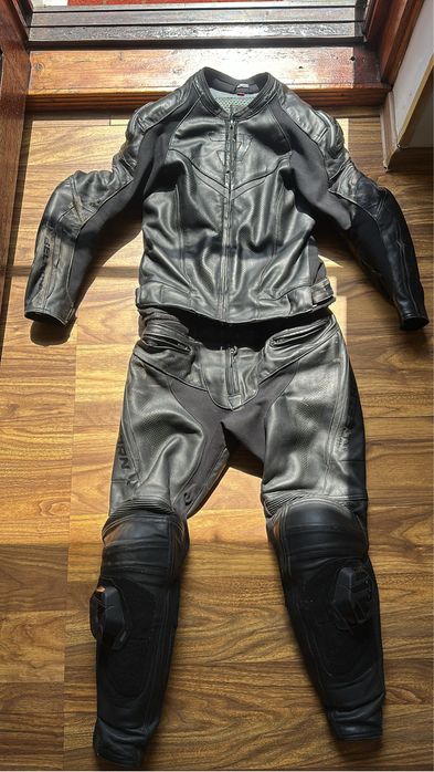 Vand echipament moto Rebelhorn Streetfighter ( combinezon 2 piese)