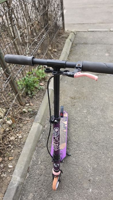 Trotinetă cu Suspensie şi Frână pe Ghidon Mid 5 Indienne Violette.