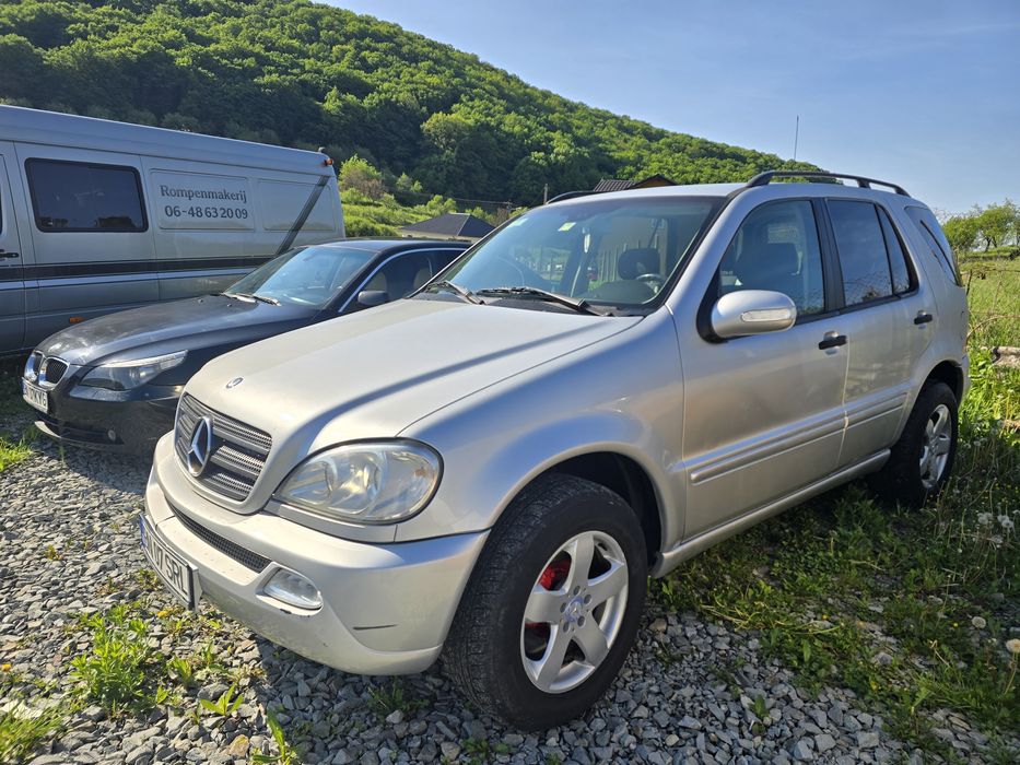 Mercedes-Benz ml270 w163