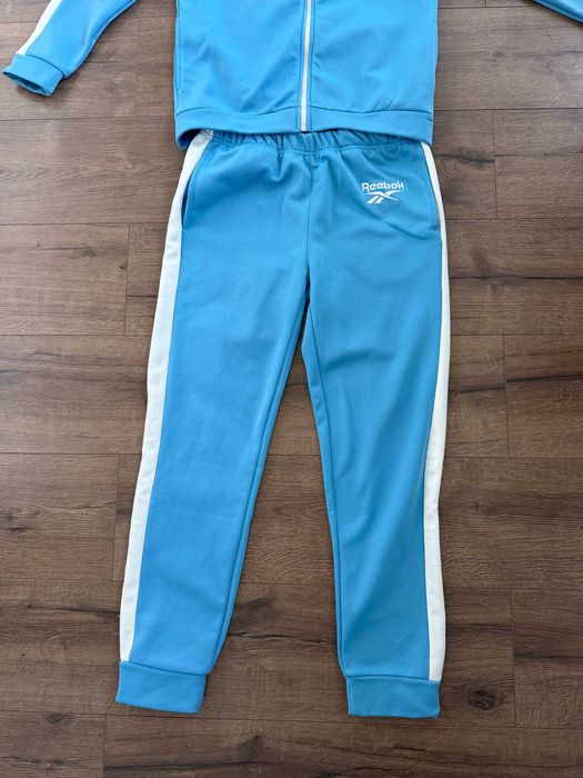 Оригинален анцуг Reebok 158-164