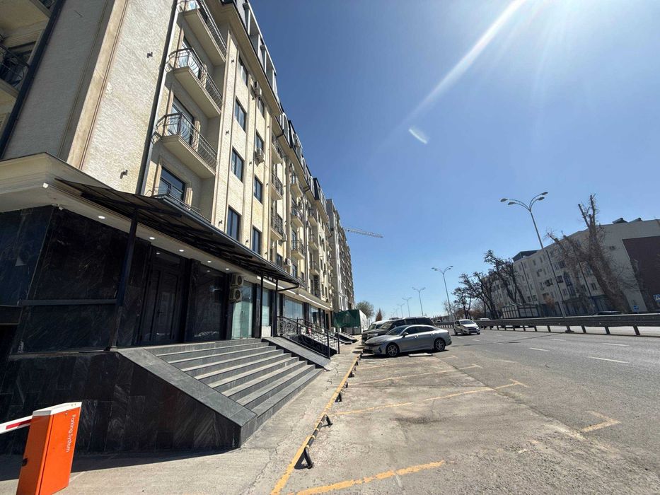 Коммерческое Помещение (Офис) 1-Этаж 1-линия Эко-базар.