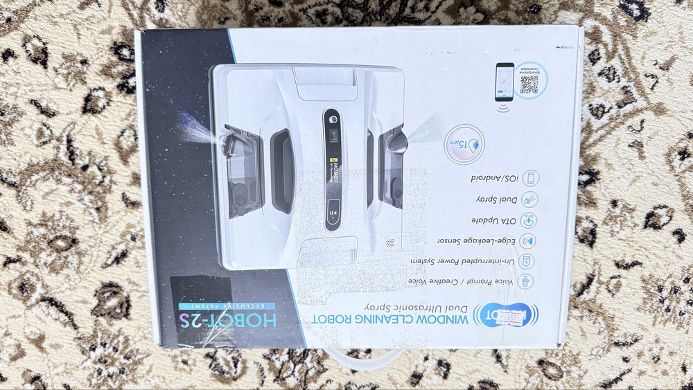 Hobot 2S робот за миене на прозорци