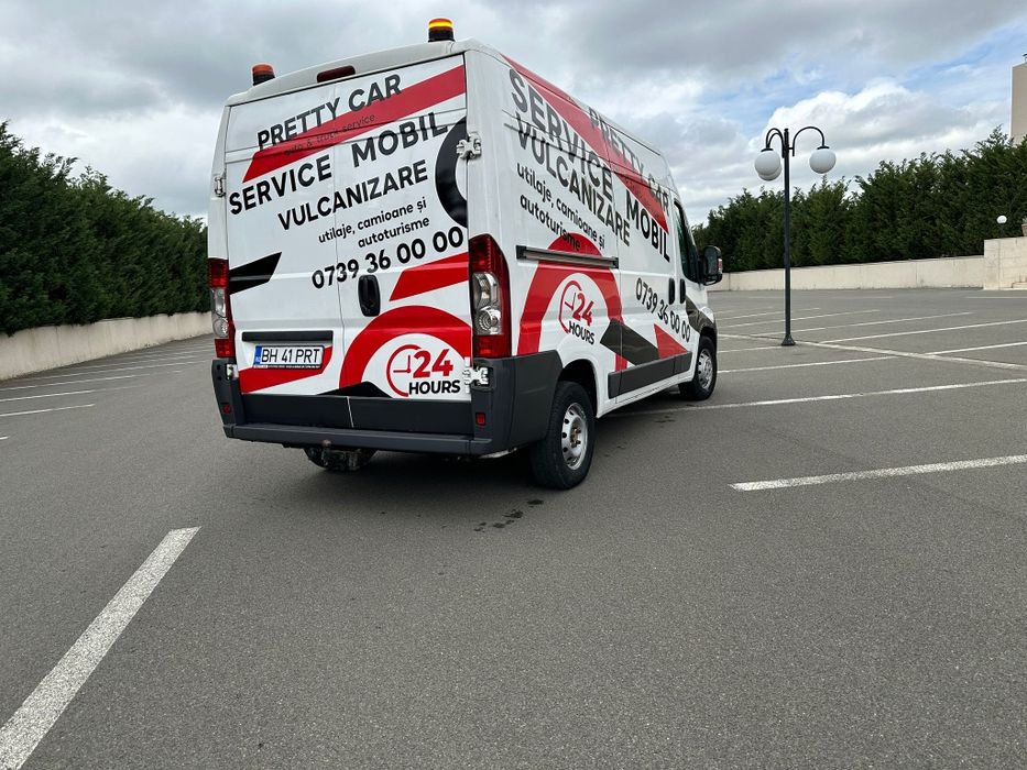 Vand Peugeot  Boxer echipat cu service mobil roti camioane/turisme/dub