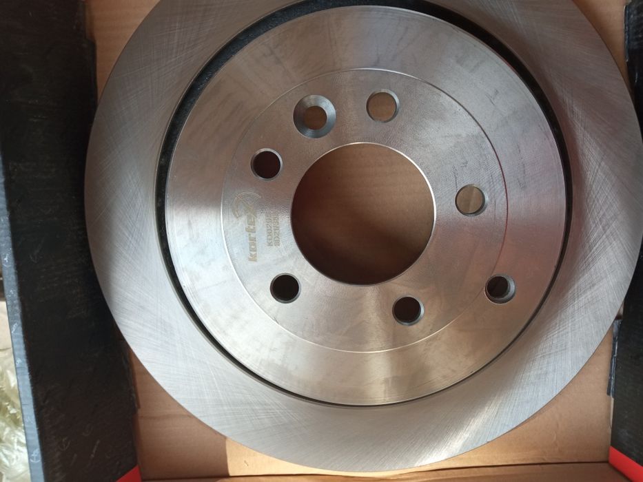 Lend Rover тормозные диски.