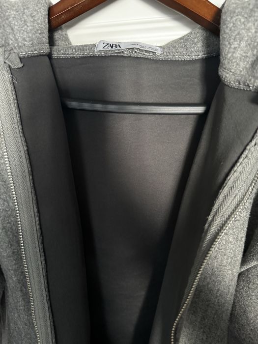 ветровка  от zara