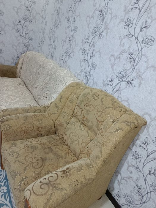 Диваны 2 кресло состояние среднее