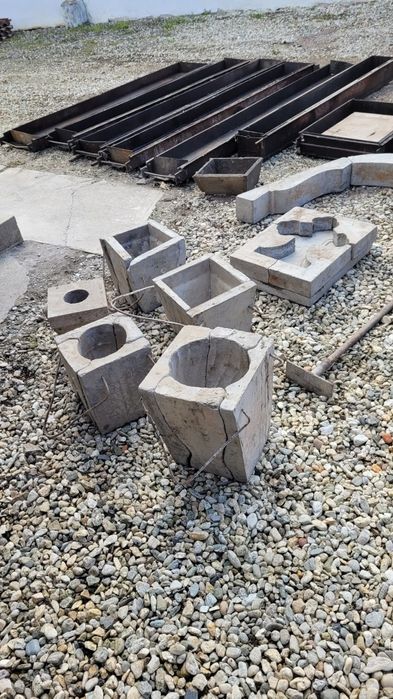 Cofraje confectionare monumente funerare