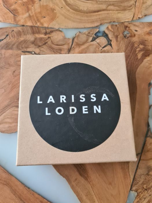 Гривна Larissa Loden