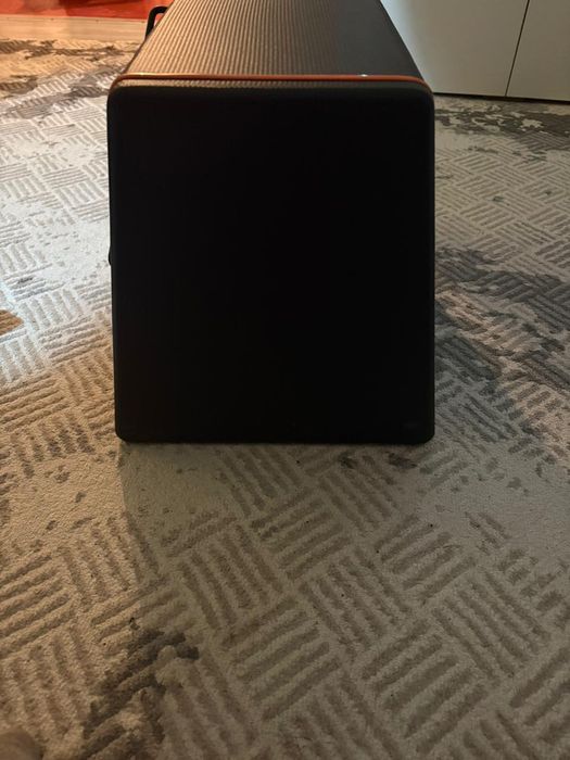 Продам сабвуфер и магнитолу