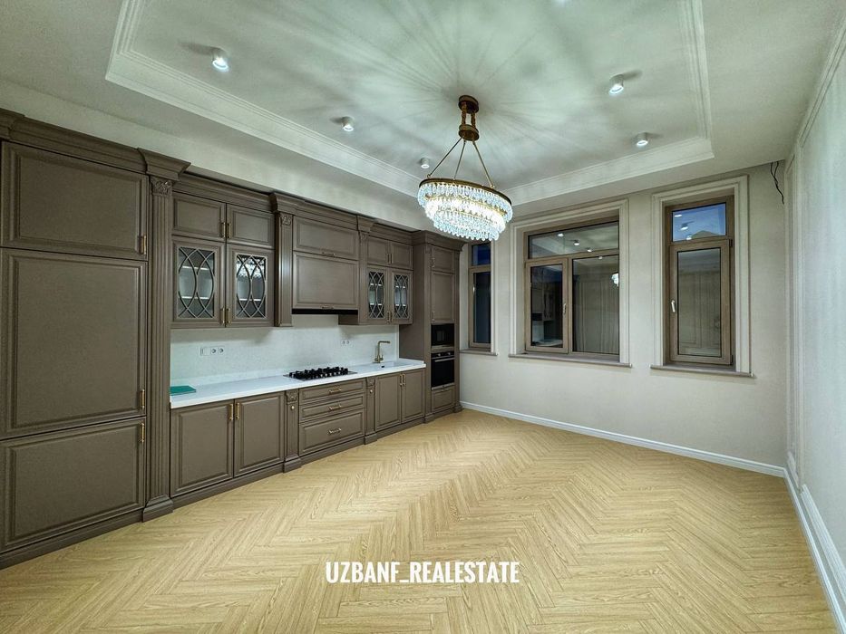 Срочно Срочно продаётся ЛЮКС Дом самом центре города