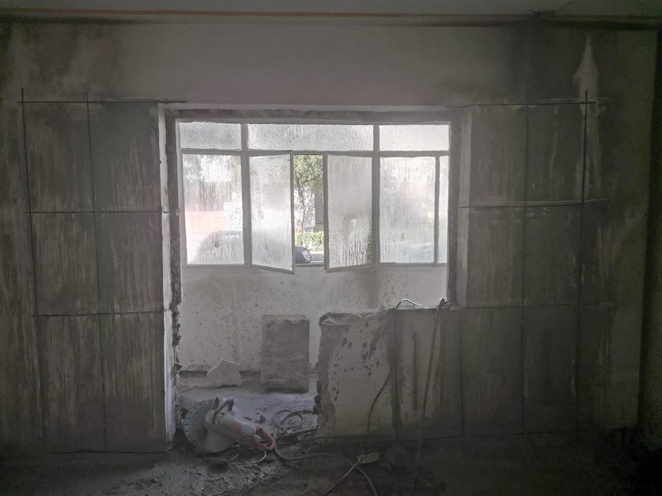 Tăiere beton, decupare pereți, decopertare gresie