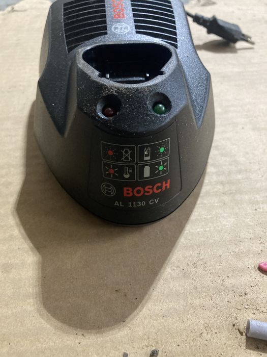 Alimentator Bosch AL 1130 CV 10,8v 3A
