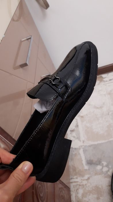 Продам новые лоферы