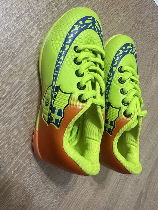 Продам новый кеды