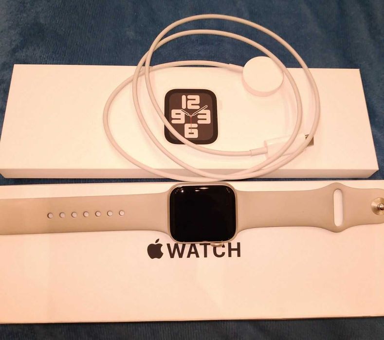 Apple SE 2 watch