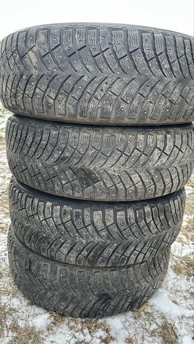 Продам. Зимние шины Мишлен