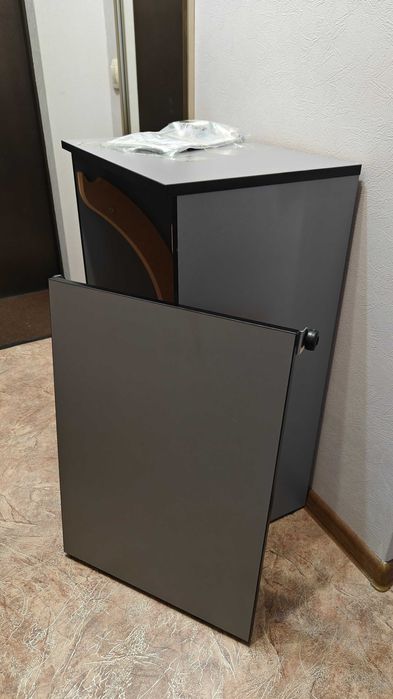 Стол трансформер с полочками