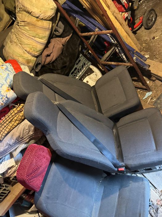 Продам сиденья на уаз