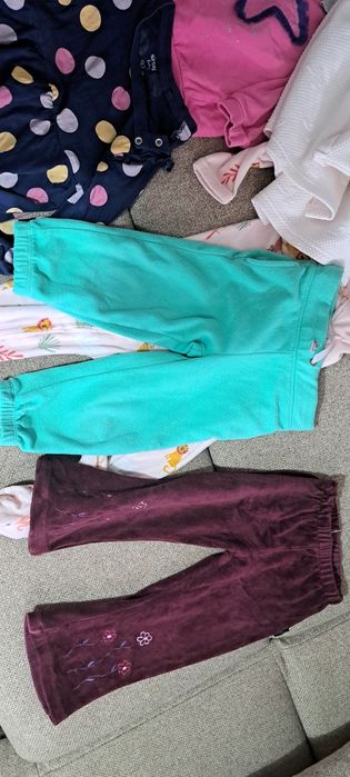 Lot fetite 92 rochite, pantaloni, pijama