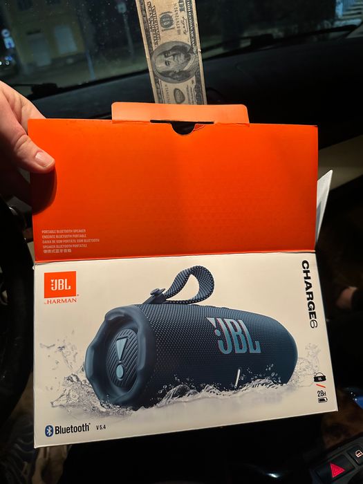 JBL CHARGE6 Блутот кулонка