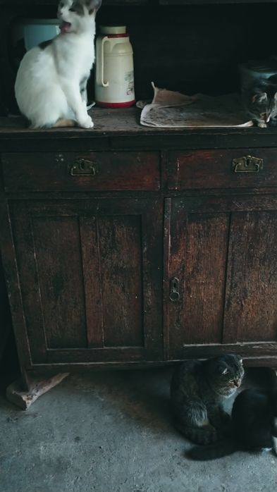 Буфет старинный ручная работа