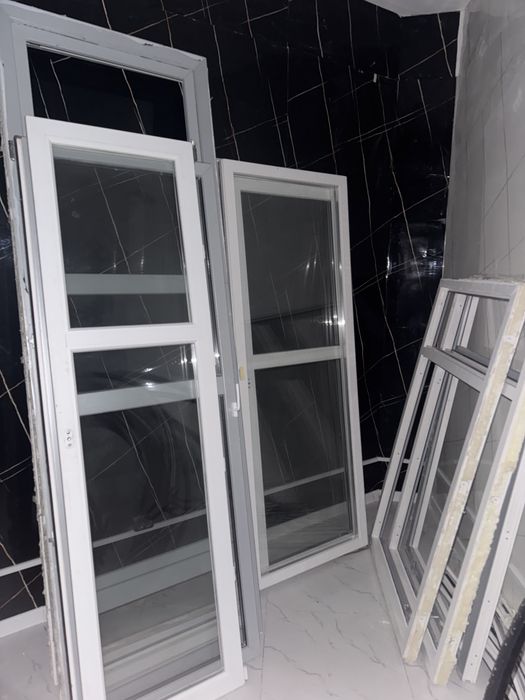Продам пластиковые окна и двери