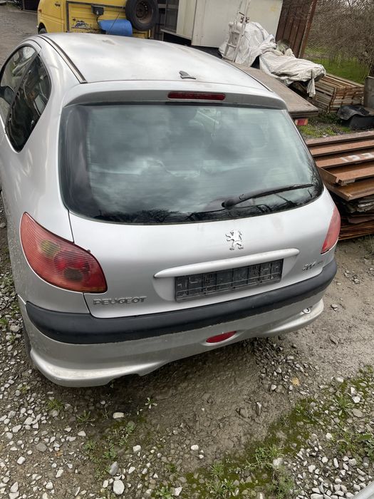 Пежо 206 /peugeot 206 1.4 HDI 2001 г НА ЧАСТИ !