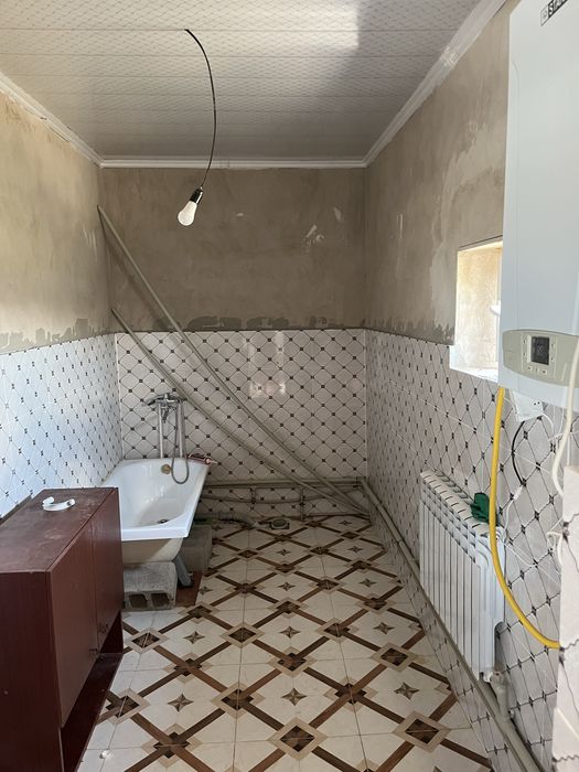 Үй сатылады 3 бөлмелі