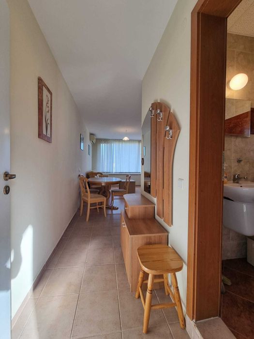 Продава се Тристаен апартамент в к.к. Слънчев бряг - 70 кв.м за 870 €/кв.м - Снимка #1