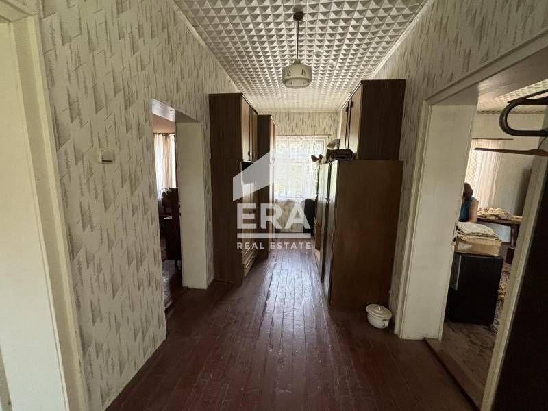 Продава се Къща в с. Ябълково, Област Хасково - 200 кв.м за 204 €/кв.м - Снимка #10