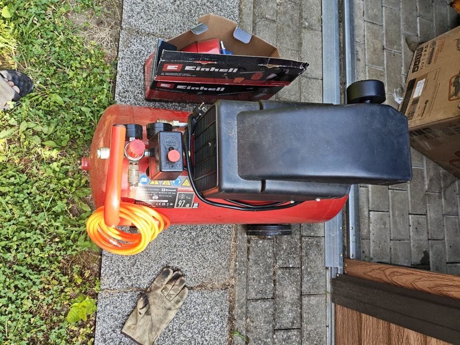 Comresor aer einhell si pistol vopsit
