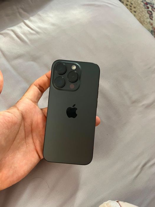 Iphone 15 pro с гарантией