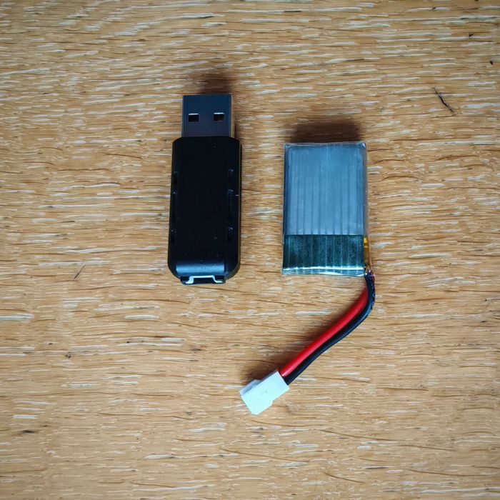 детска играчка дрон с жестово управление RED5 motion control drone