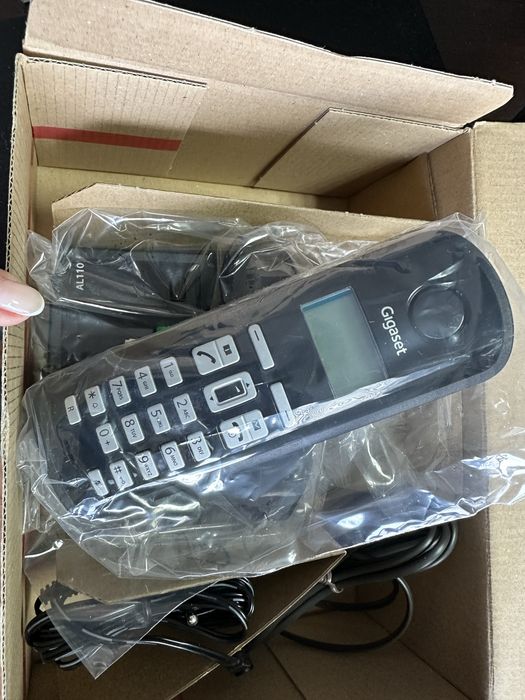 Безжичен телефон Gigaset AL110 – НОВ, с кутия, перфектен