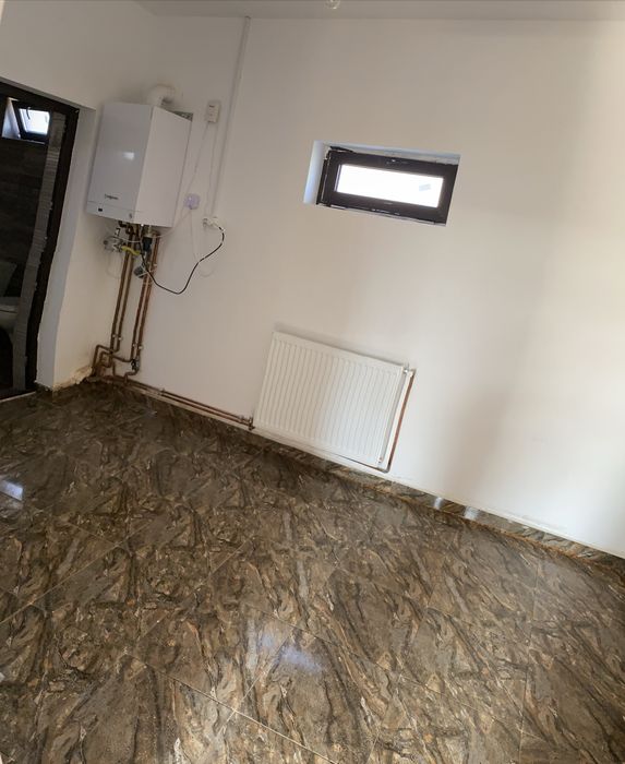 Casa spatioasa de vanzare