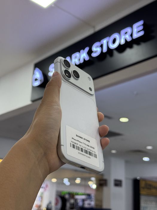 iphone 17 pro max Shark Store