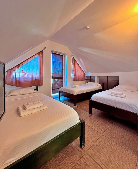 Cazare zona Bartolomeu Brasov