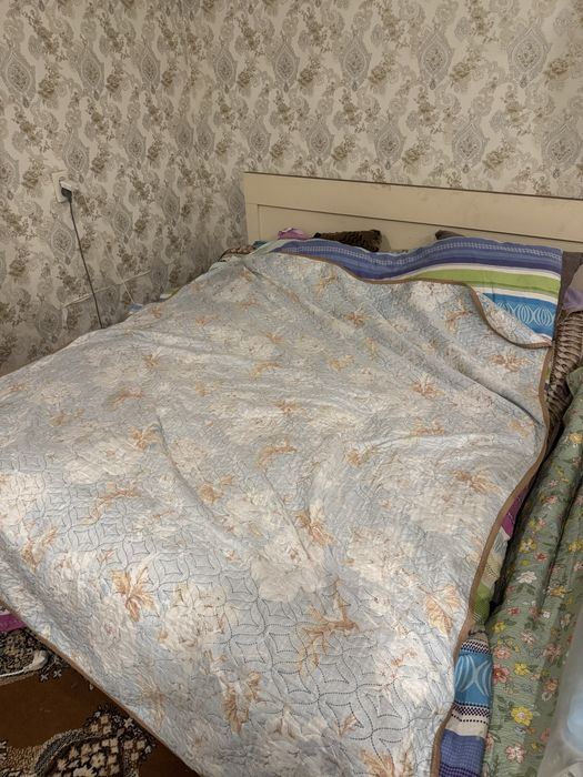 Продам спальный гарнитур в отличном состоянии