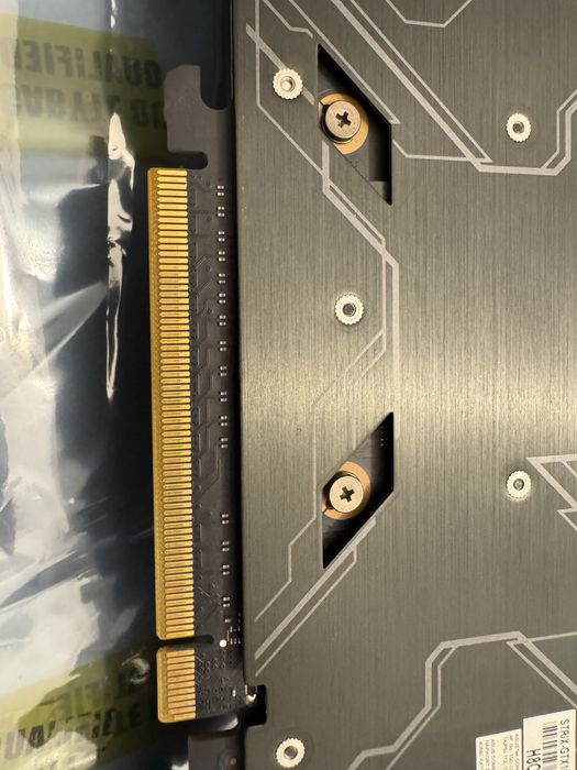 Placa video ASUS GeForce GTX 1070 ROG STRIX GAMING 8GB – stare buna